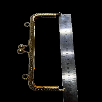 تعليقة شنته ذهبي 20سم